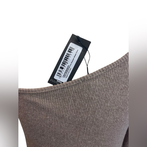 NWT PrettyLittleThing One-Shoulder Bodycon Maxi Sweater Dress Beige Tan Size 4 - Picture 6 of 9